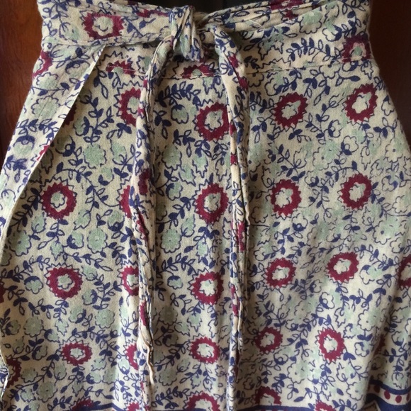 🔹2 for $85🔹 Vintage Wrap Skirt - Picture 3 of 7